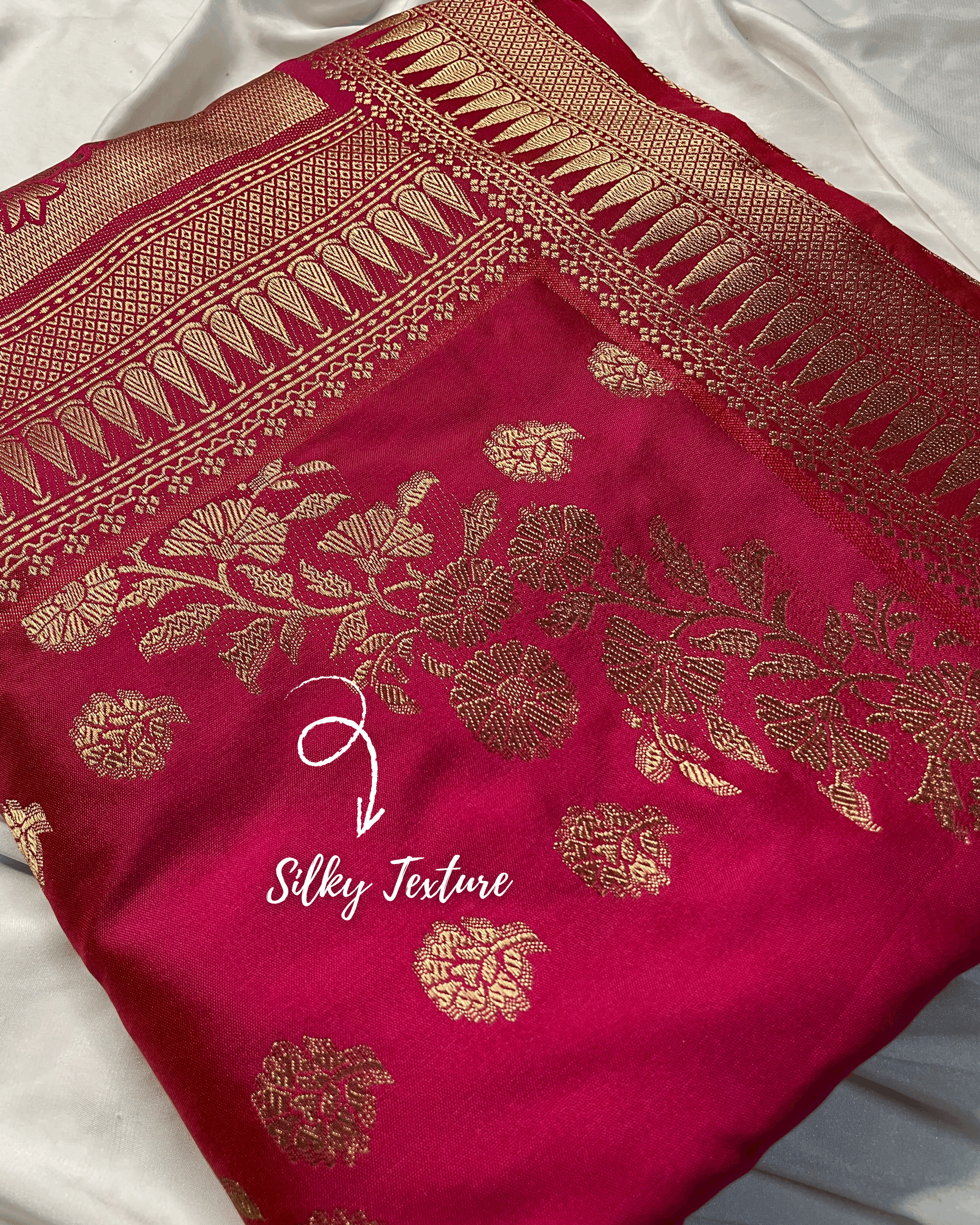 Gulaabi Saree